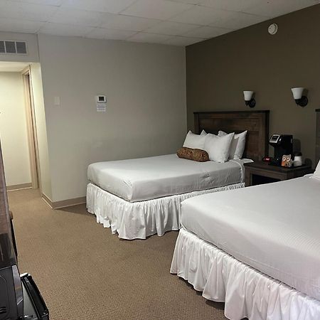 The Stables Inn & Suites Salem Экстерьер фото