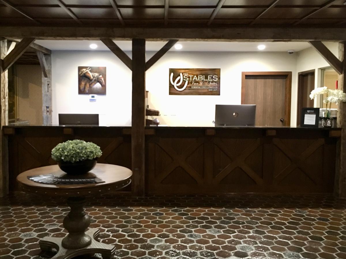 The Stables Inn & Suites Salem Экстерьер фото