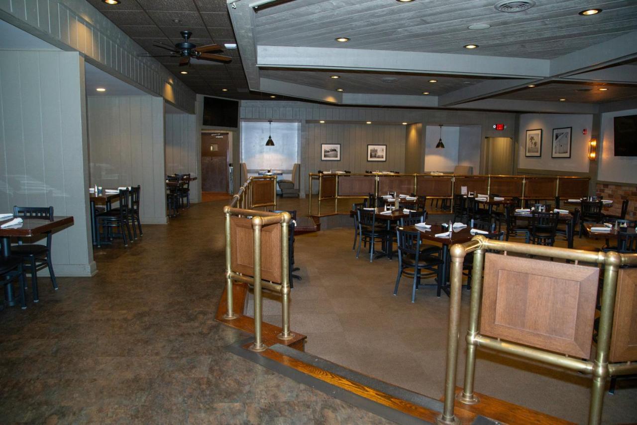 The Stables Inn & Suites Salem Экстерьер фото